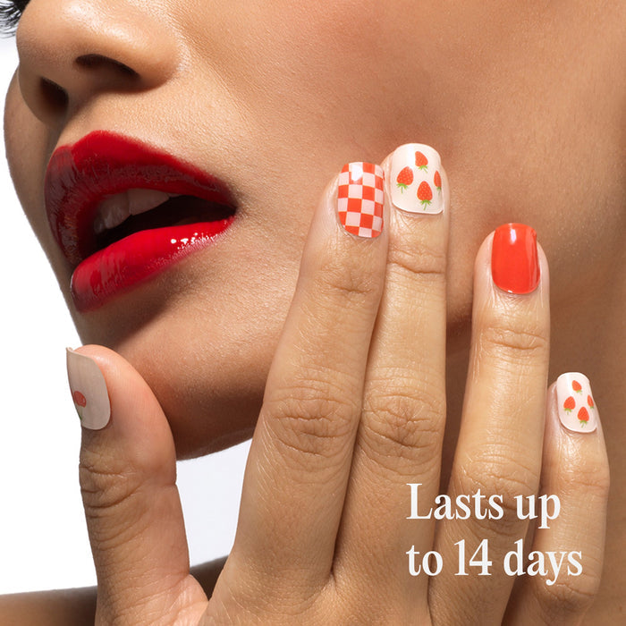 Gel Nail Wraps - Berries & Cream