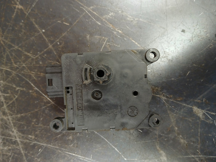 2010 Jeep Grand Cherokee SRT8 A/C Heater Flap Actuator Motor Solenoid 929585pf