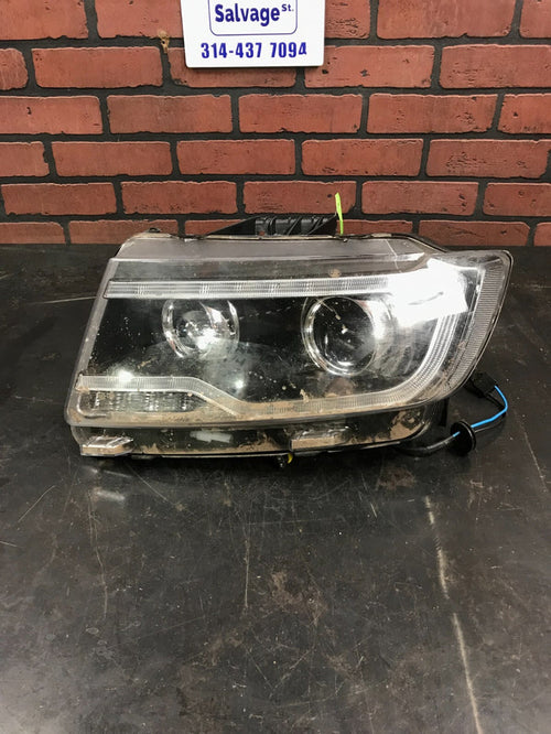 2011 2012 2013 Jeep Grand Cherokee SRT Left Driver Headlight XENON 080200073