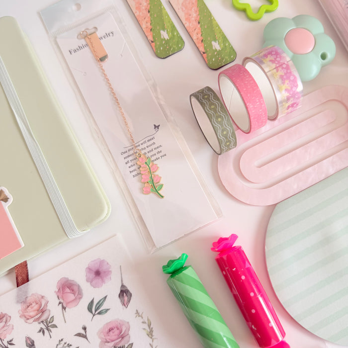 Pastel Green & Pink Stationery Gift Box