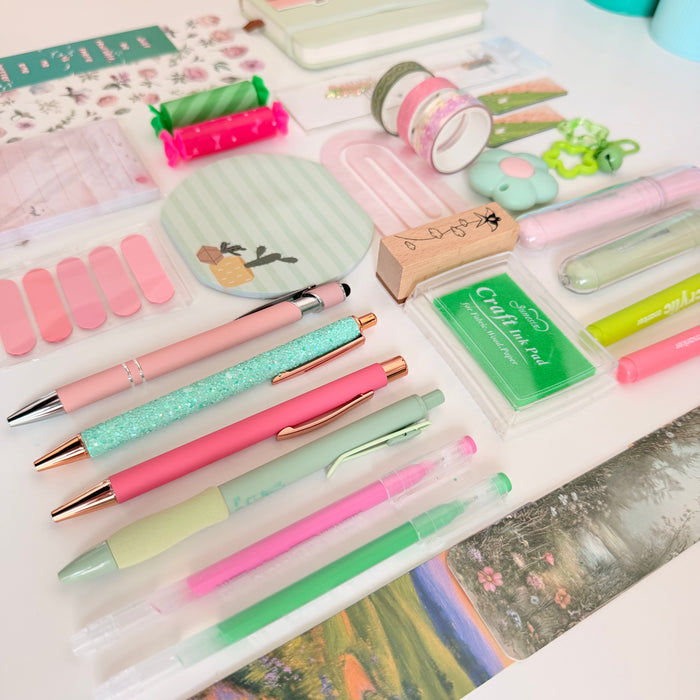 Pastel Green & Pink Stationery Gift Box