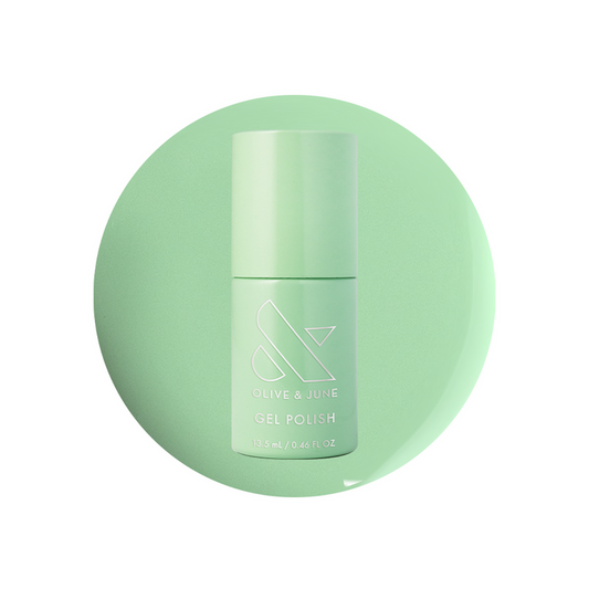 Aced It - Gel bottle in a pastel green shade for a fresh and long-lasting gel manicure at home