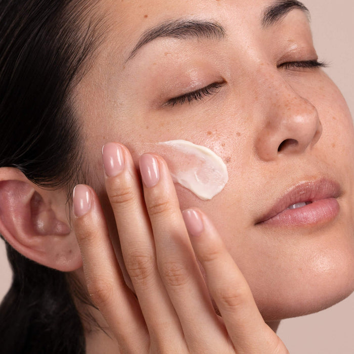 Eminence Apricot Calendula Nourishing Cream Lifestyle