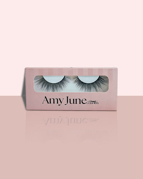 Ariana - Soft, Fluffy, Medium Cat-Eye Lashes