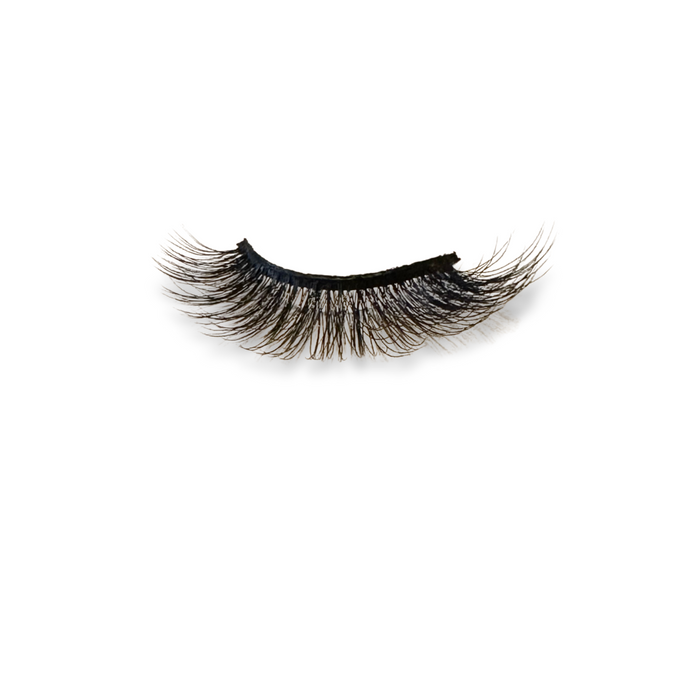 Ariana - Soft, Fluffy, Medium Cat-Eye Lashes