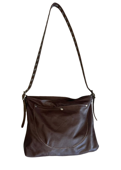 B24 Grommet strap crossbody