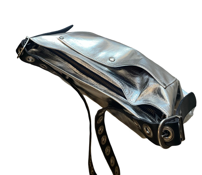 B24 Grommet strap crossbody