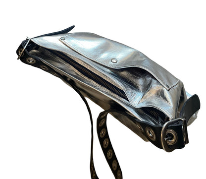 B24 Grommet strap crossbody