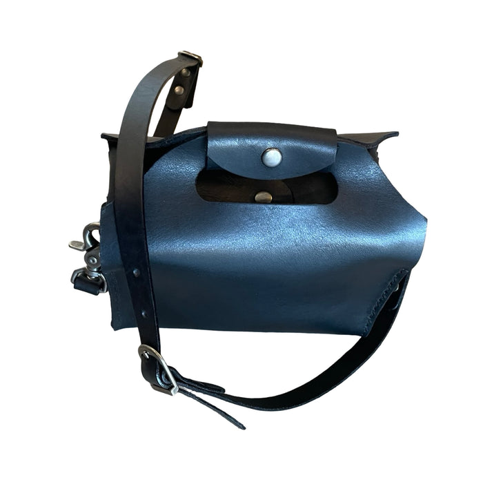 B26 mini lunchbox