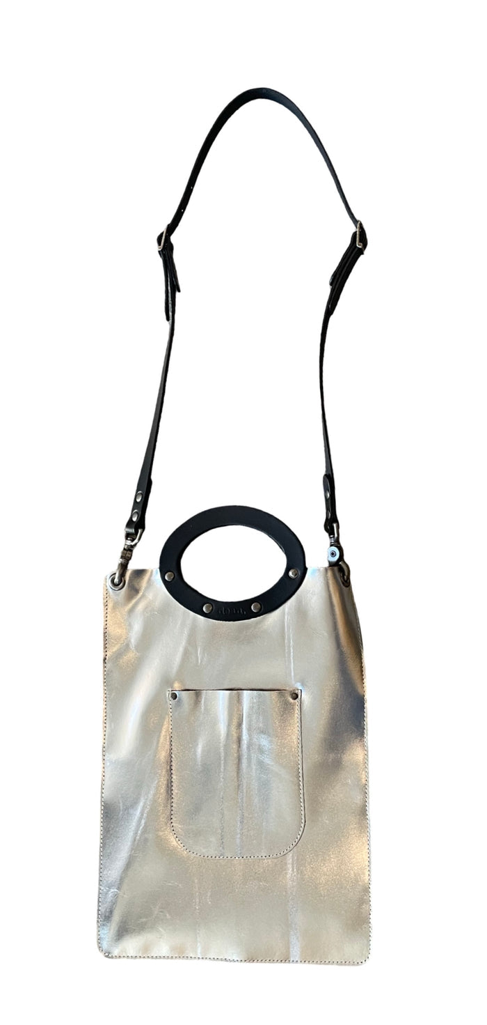 B45 flat pocket tote