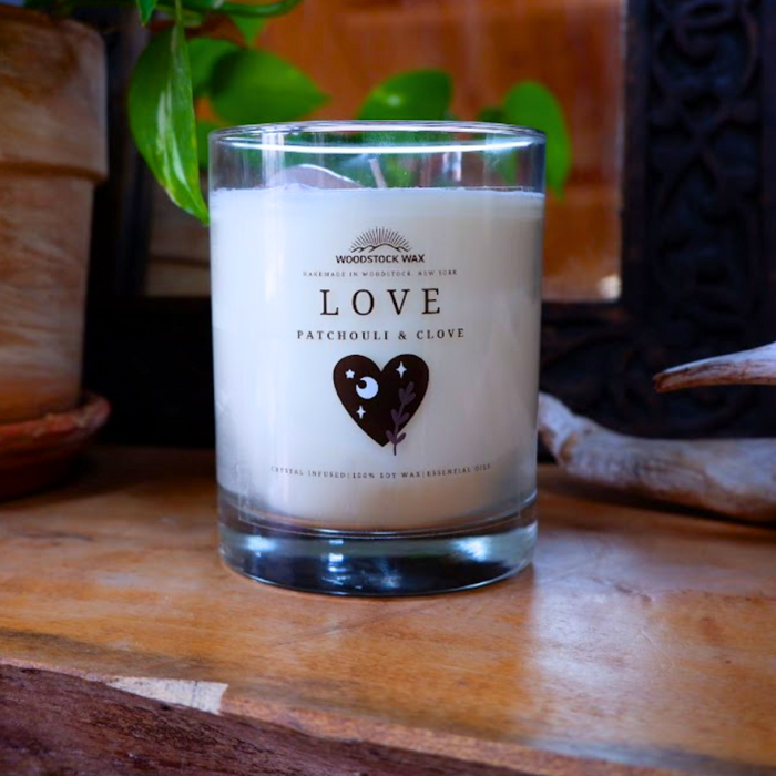 Candlestock Love Scented Soy Wax Candle – Patchouli & Clove Essential Oils – With Rose Quartz & Rose Petals