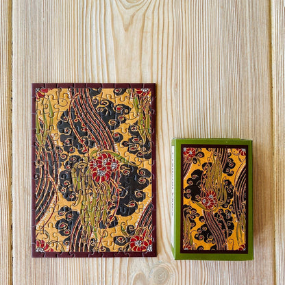 Crimson Vines | 99 Piece Jigsaw Puzzle