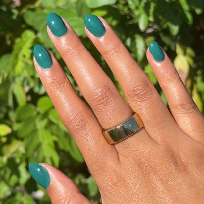 Fiddlefig - Gel nails painted in deep green shade for a smooth, fresh manicure by Olive and June