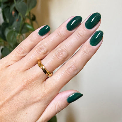 Fiddlefig - Gel polished nails in deep dark green for a smooth, long-lasting manicure by Olive and June