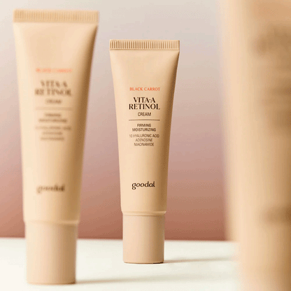 It is a powerful anti-aging cream formulated with black carrot extract and stabilized retinol (Vitamin A).