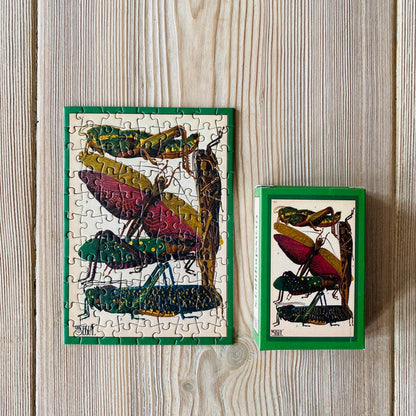 Grasshoppers | 99 Piece Jigsaw Puzzle
