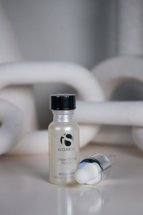 iS CLINICAL Brightening Serum