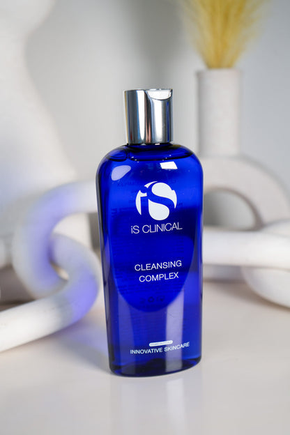iS CLINICAL Cleansing Complex