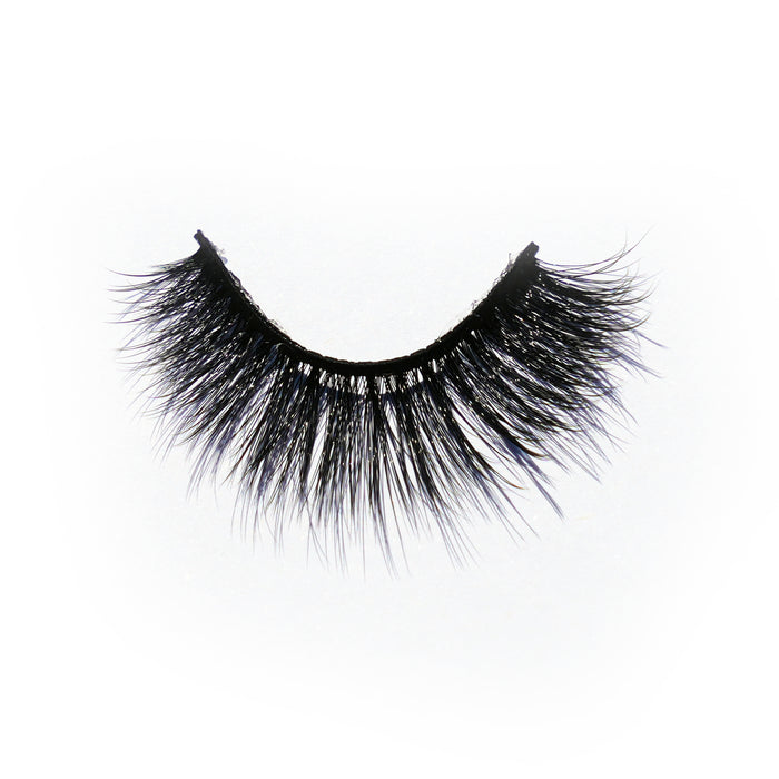 Jade - Cat-Eye Medium Density Lashes