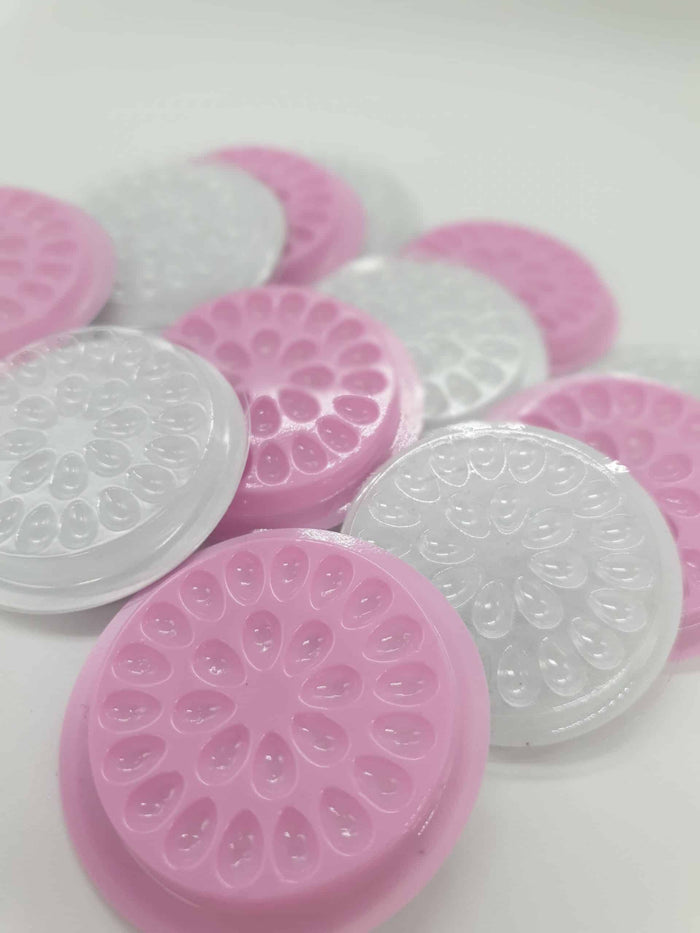 Lash Glue Wells image 0
