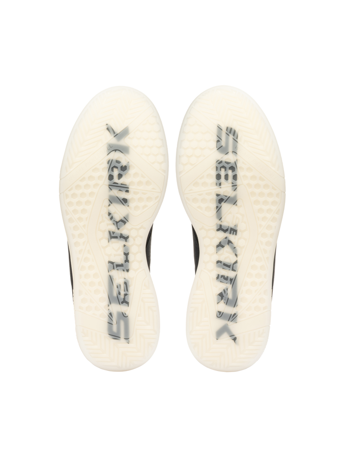 Selkirk Legacy Classic with InfiniGrip™ Men’s Pickleball Shoes (Limited-Edition).