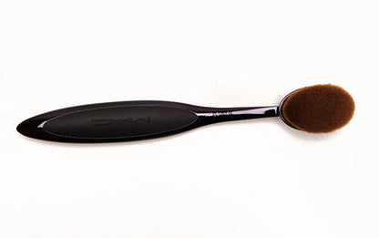 MAC Oval 6 Brush NIB
