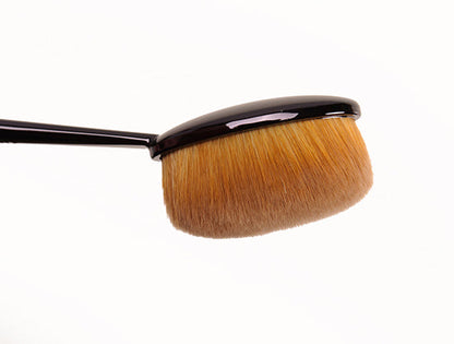MAC Oval 6 Brush NIB