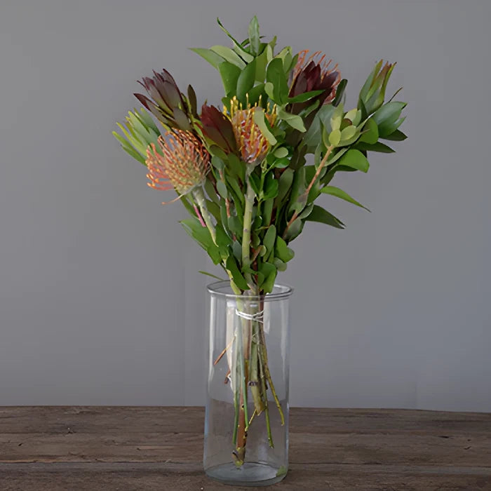 Veld Tropical Wholesale DIY Flower Kit In a Hand