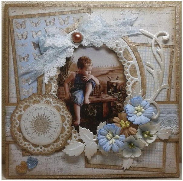 Marianne Design - Craftables Die - Passe Partout - Round. Make pretty Window apertures and doily backgrounds for your cards. Craftables can be used in all leading brand die cutting systems. 4 piece die set. Approx. sizes: 3 3/4" and 2 1/2". Available at Embellish Away located in Bowmanville Ontario Canada. card example by brand ambassador.