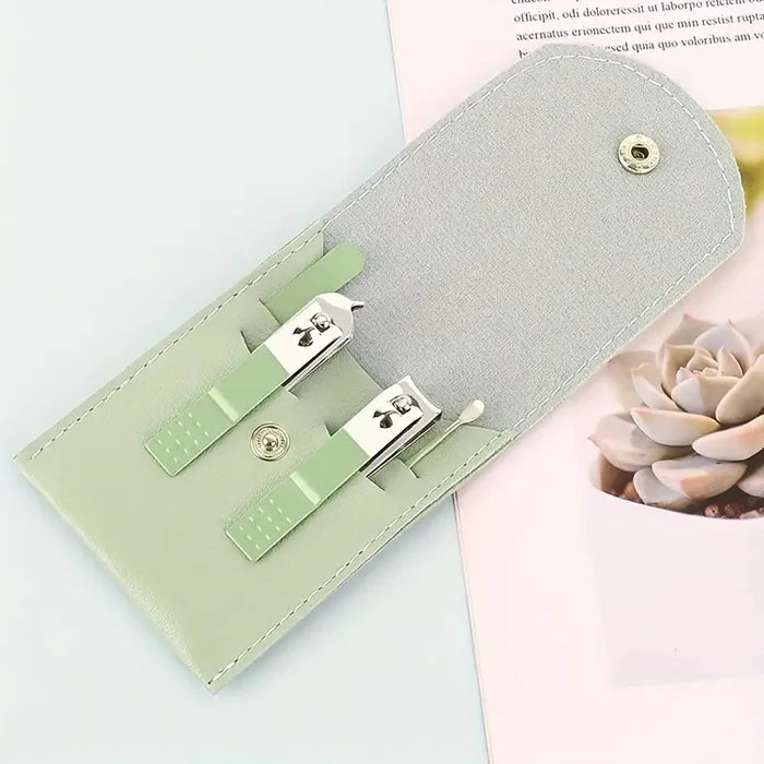 Portable Manicure Set