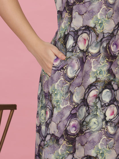 Breathable sleeveless rayon nighty with floral print and pocket