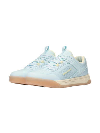 Sky Blue / 6