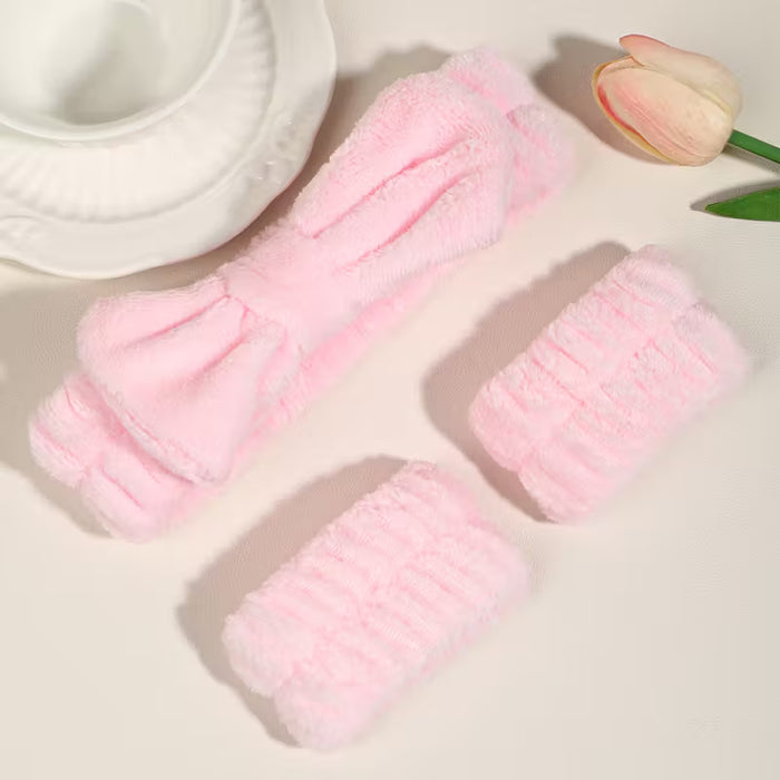 Set of Hair Bands & Wrist Bands