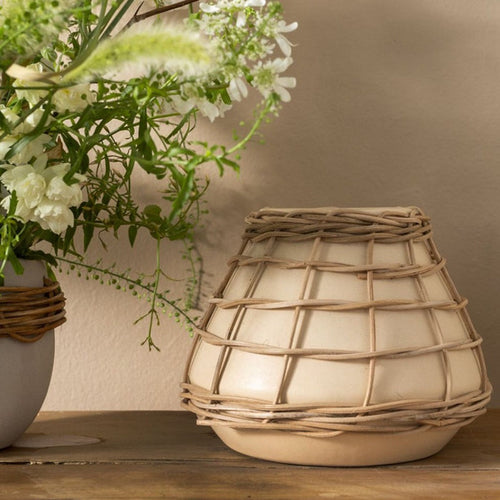 Short Lissome Vase
