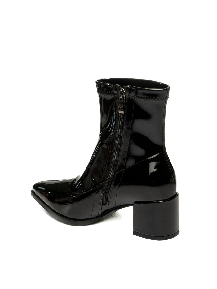UMA PARKER NEW YORK Tronchetto vernice nero 638 VERN-NERO