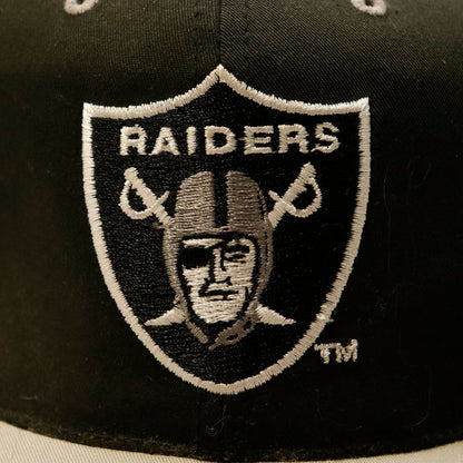 Vintage Raiders Black and White Snapback Hat Size One Size