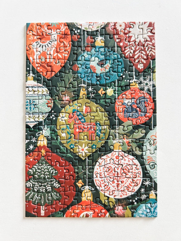 Yuletide Gleam | 150 Piece Jigsaw Puzzle